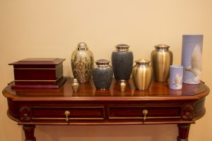 Selection of Urns